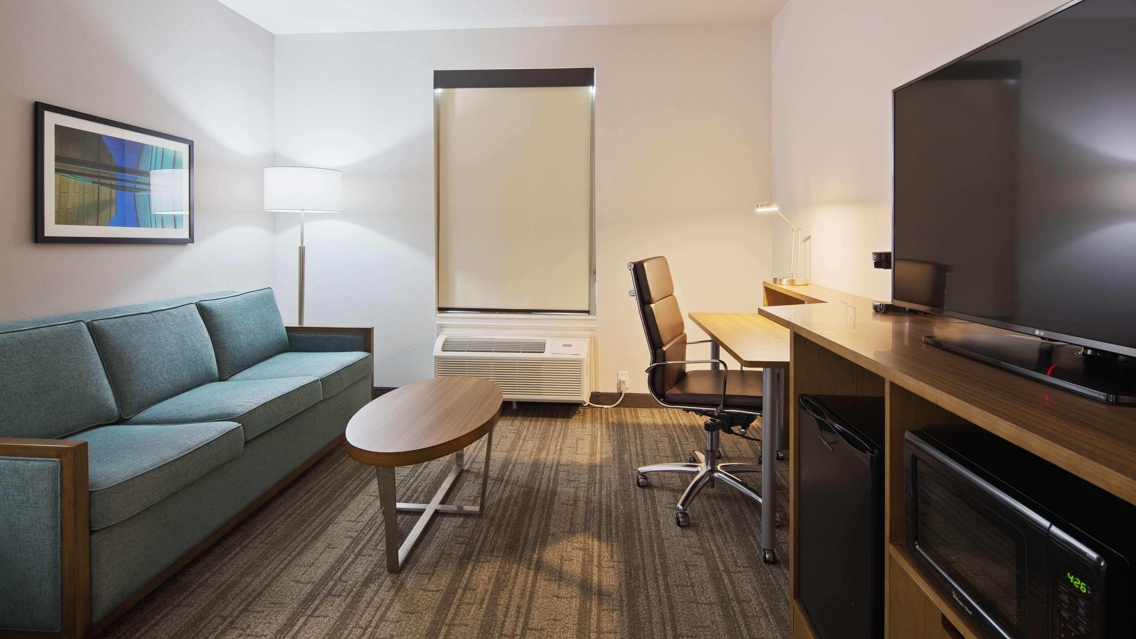 La Vernia Best Western Green Oaks Inn מראה חיצוני תמונה