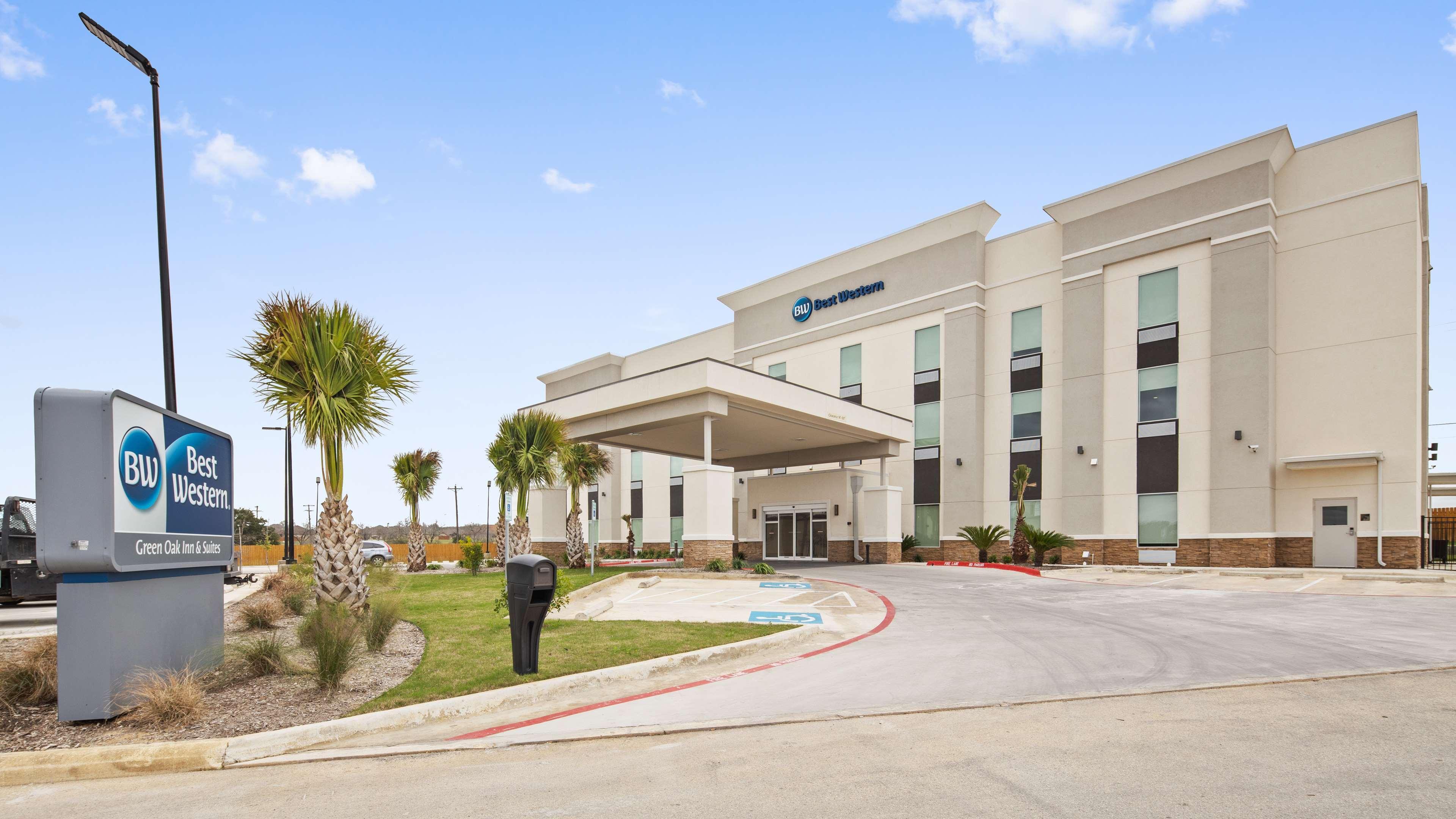 La Vernia Best Western Green Oaks Inn מראה חיצוני תמונה