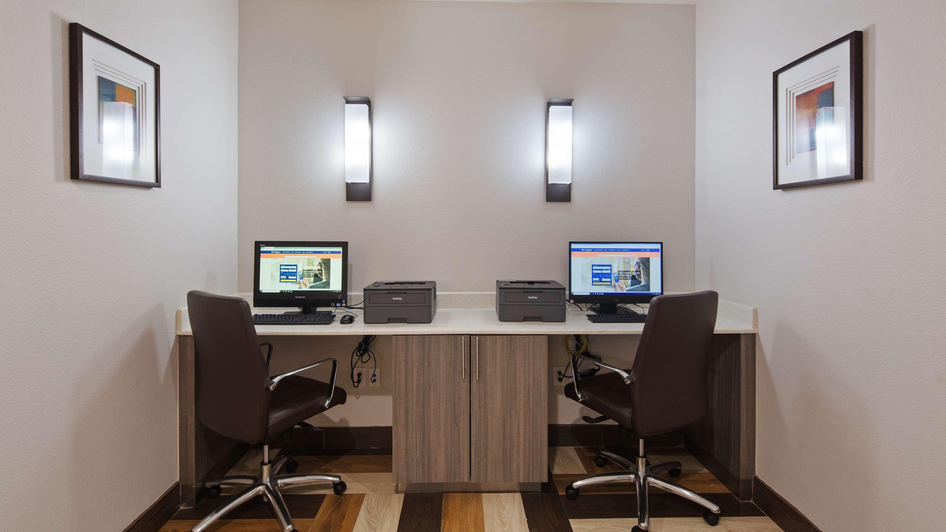 La Vernia Best Western Green Oaks Inn מראה חיצוני תמונה